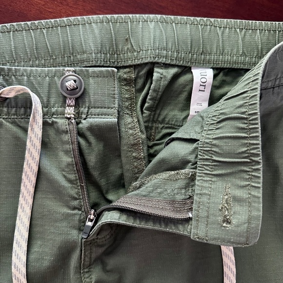 Vuori Green Straight Leg Pants - Picture 10 of 12